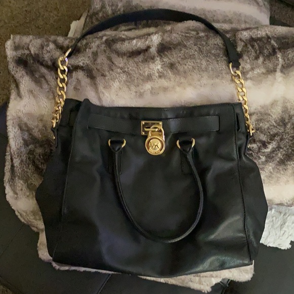 Michael Kors Handbags - Michael Kors Purse